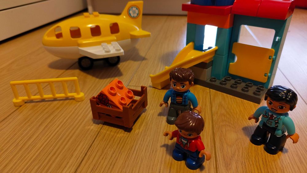 Lego Duplo Aeroporto (10871)