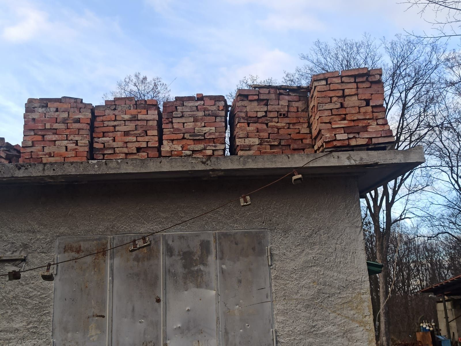 stare poniemieckie cegły po rozbiórkowe 30 tirów