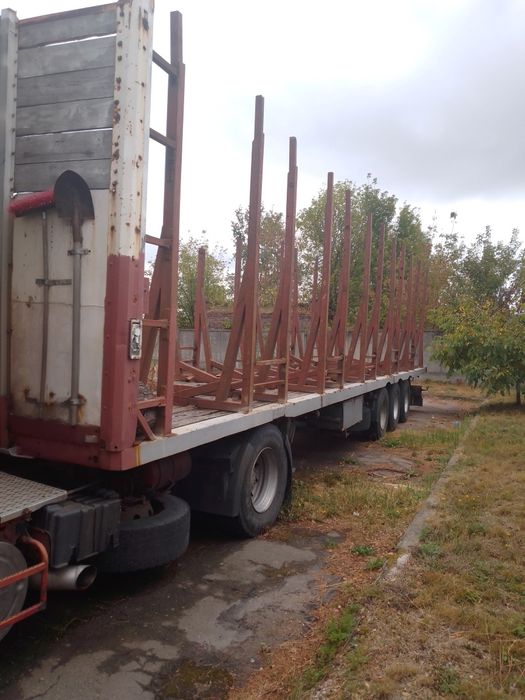 Полуприцеп лісовоз ,сотиментовоз