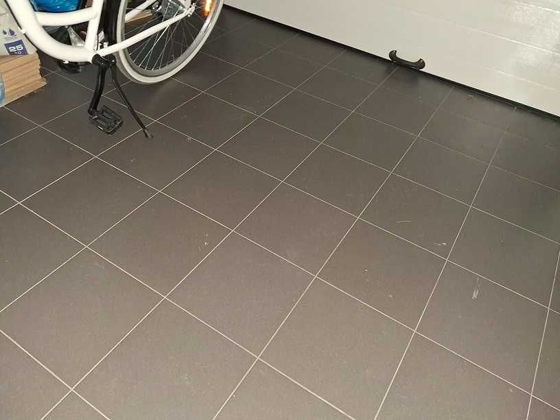 Gres techniczny impregnowany Kwazar grafit 30 x 30 cm