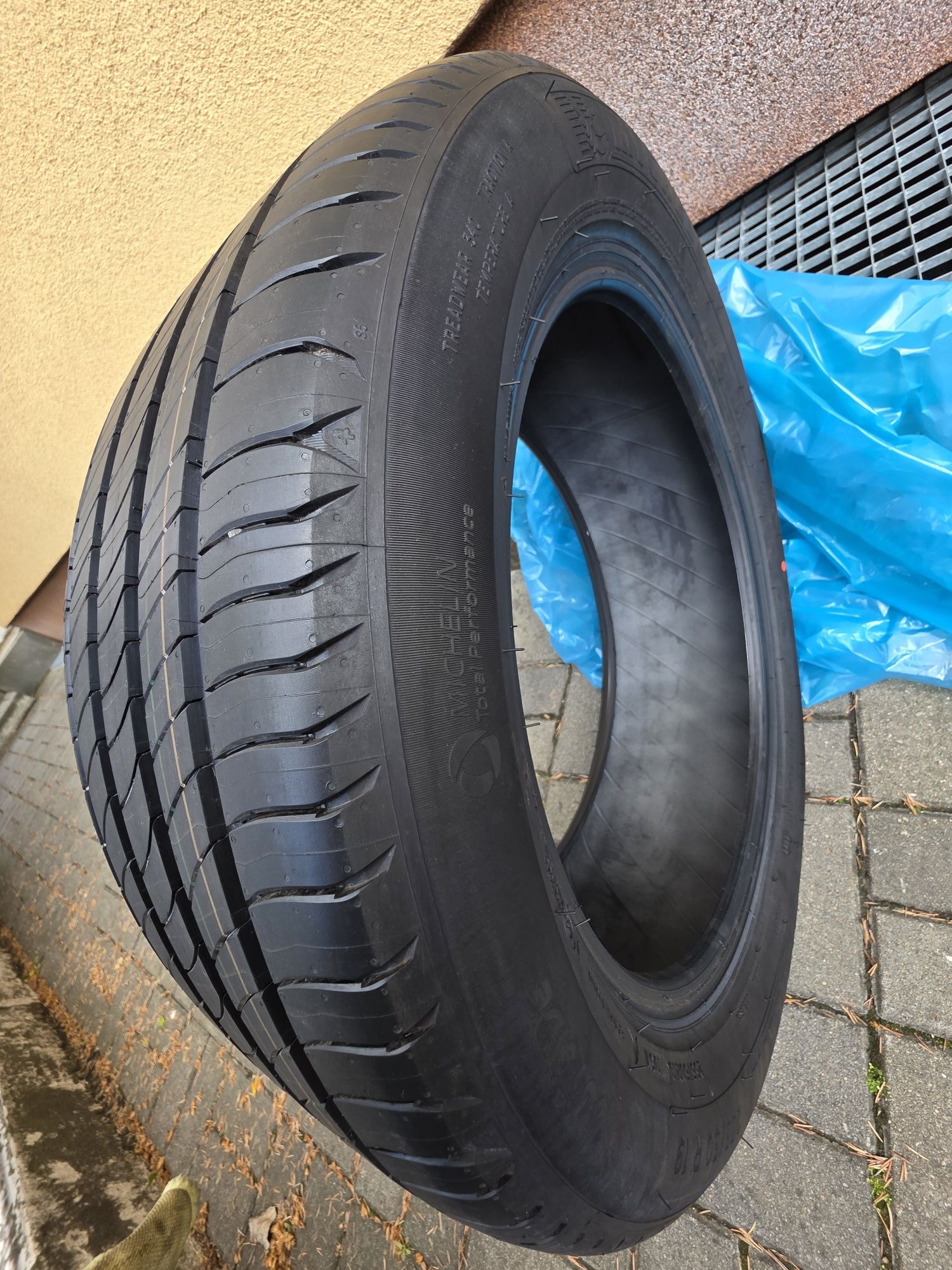 4x Michelin Primacy 4 235/50/R19