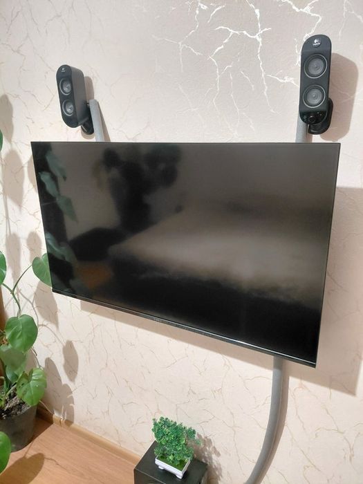 Телевізор Vinga 43" FullHD Модель: L43FHD25B