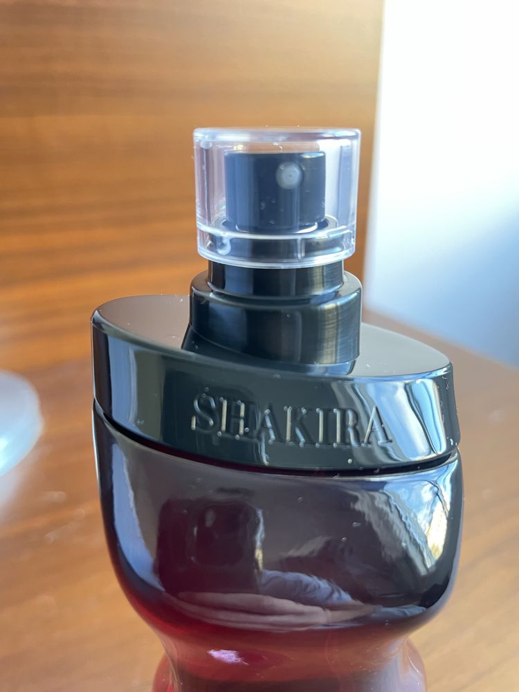 Perfume Shakira Red Midnight