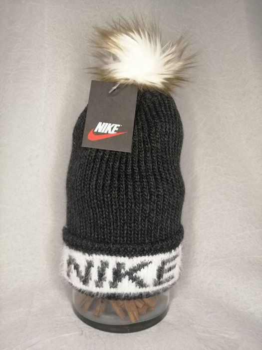 Czapki damskie i męskie Nike Puma Guess Tommy Hilfiger Boss itp