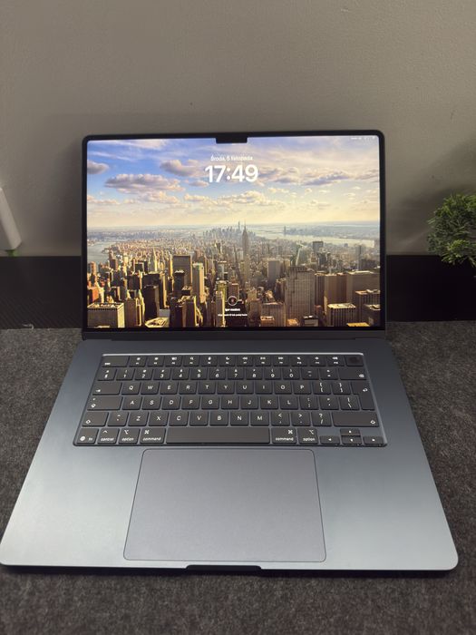macbook air m4 16/256
