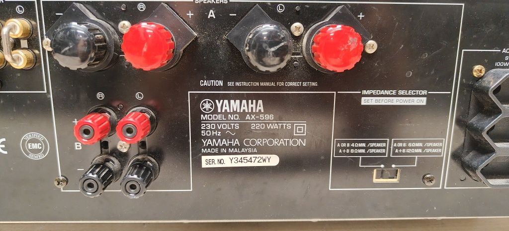 Wzmacniacz Stereo YAMAHA AX-596