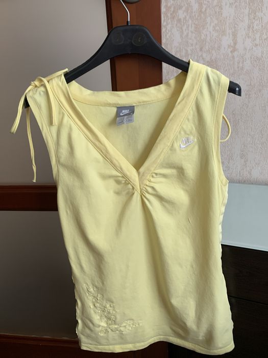 Майка жіноча Nike