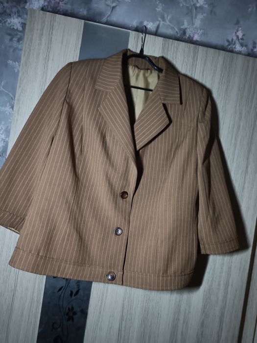 Костюм    жіночий