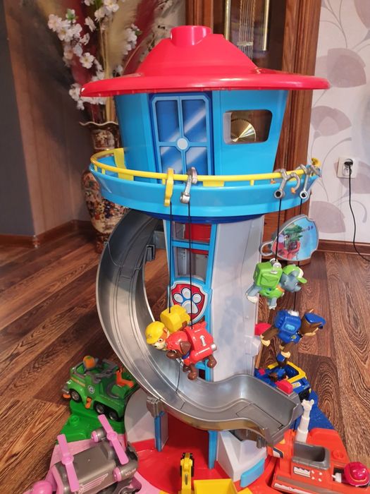 MEGA ZESTAW Psi Patrol wieża ,gratis tablet Raydera z dzwiekami