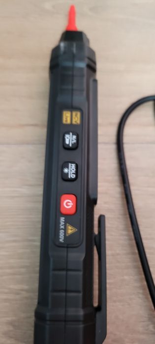 Mutimeter tester napiecia
