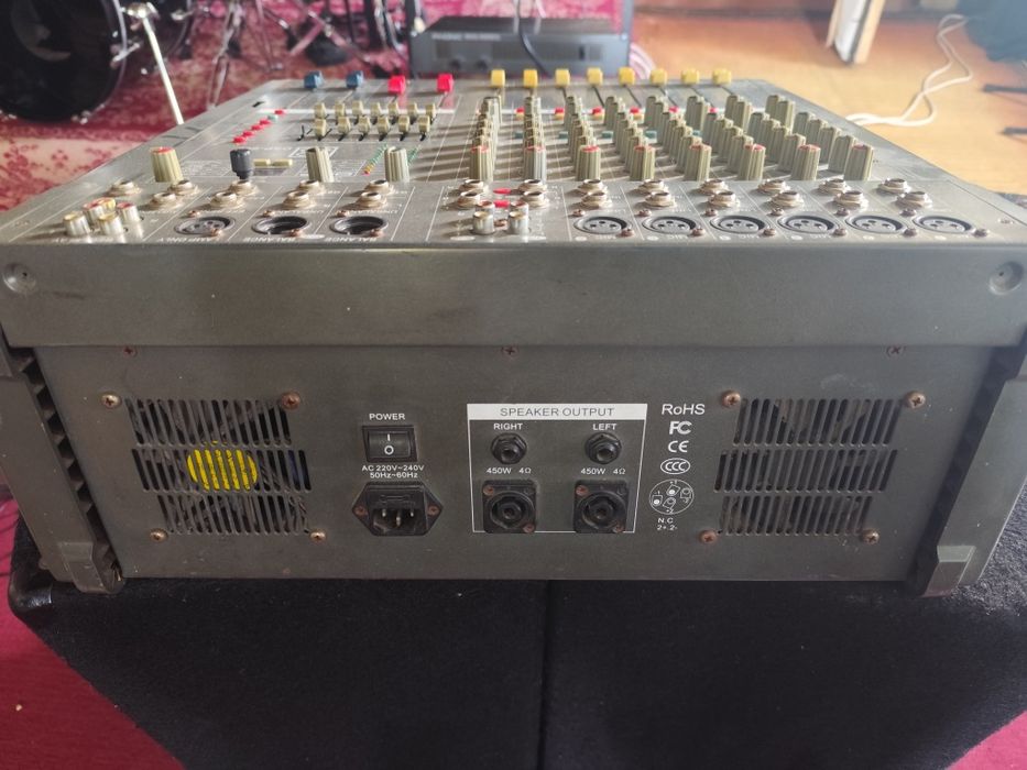 Комплект апаратури (Активний пульт з колонками)