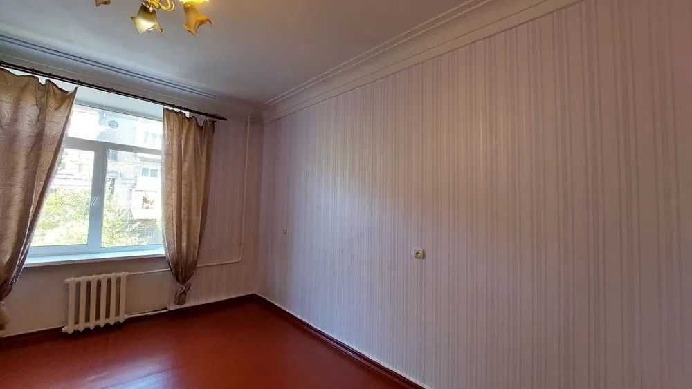 *Кімната 18.5 кв.м. в гуртожитку, по вул. Трегубенко, Центр