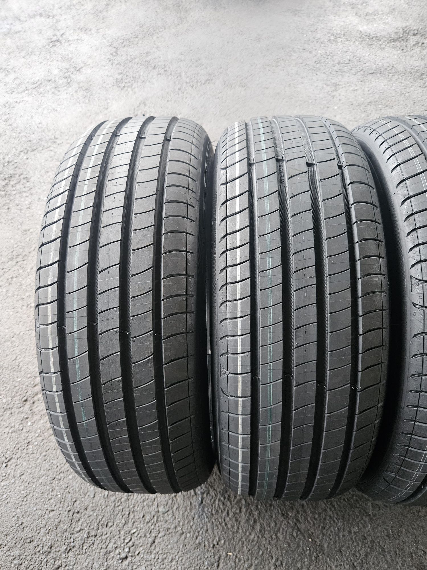Kpl Opon Letnich Michelin E Primacy 195.55.16 91H XL Rok 2024