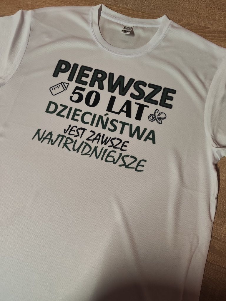 Koszulki z dowolną grafiką