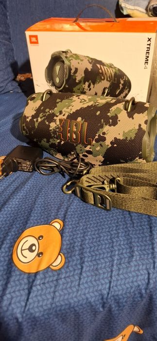 Jbl xtreme 4 майже нова