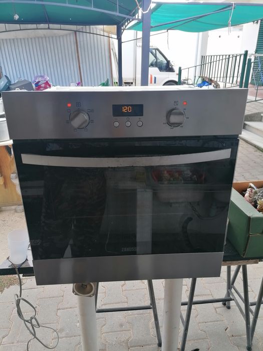Forno zanussi cinza