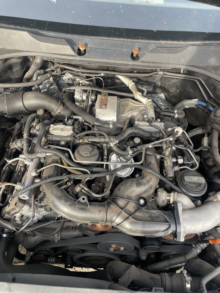Sprzedam na części Audi Q7 99 213 km