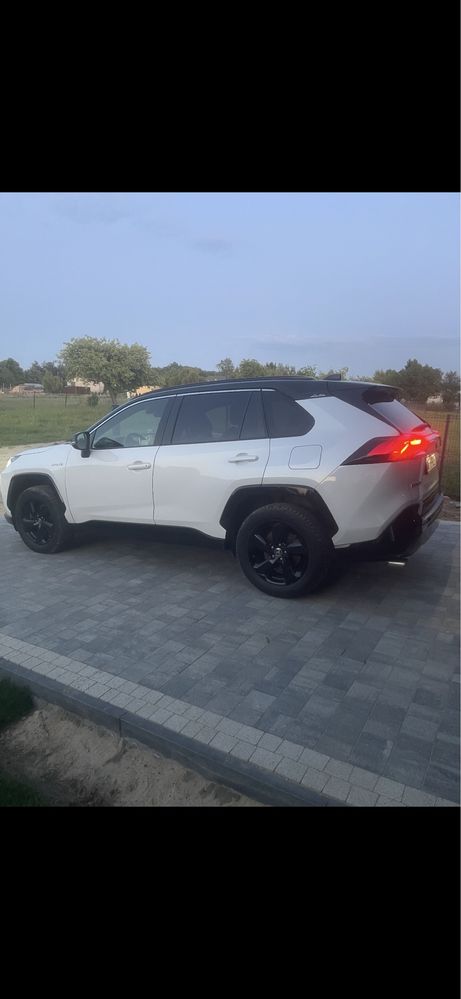 Toyota RAV4 2.5 Hybrid Selection piękna