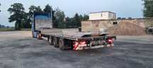 Naczepa leci trailer niskopodwoziowa niskopodwozie jumbo burtowa