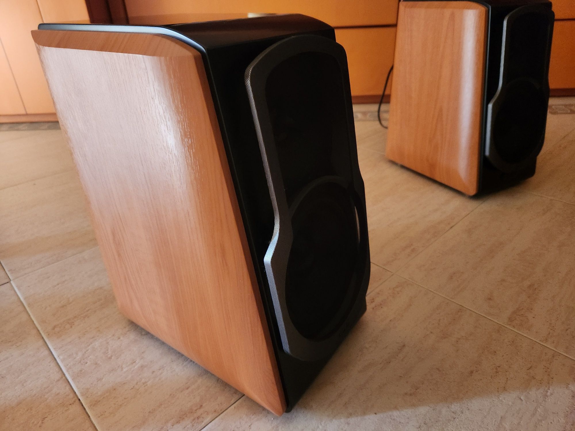 Colunas hi-res - aptx hd edifier