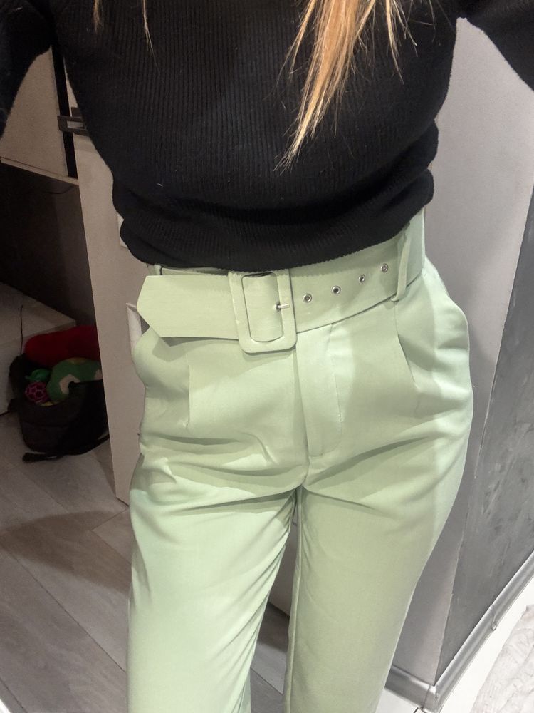 Spodnie Zara old money kanarkowy wysoki stan
