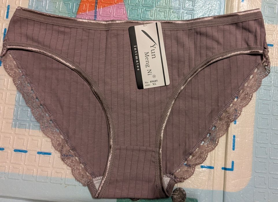 Жіночі трусики, розмір ХЛ