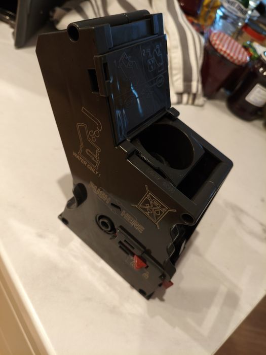 Automatyczny ekspres ciśnieniowy Siemens TE607203RW/07 EQ.6 Series 700