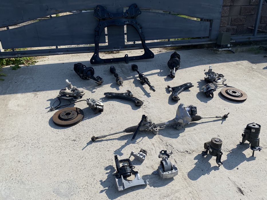 Toyota Rav 4 2019 - 2025 ричаг, стійка, підрамник, супорт, рейка