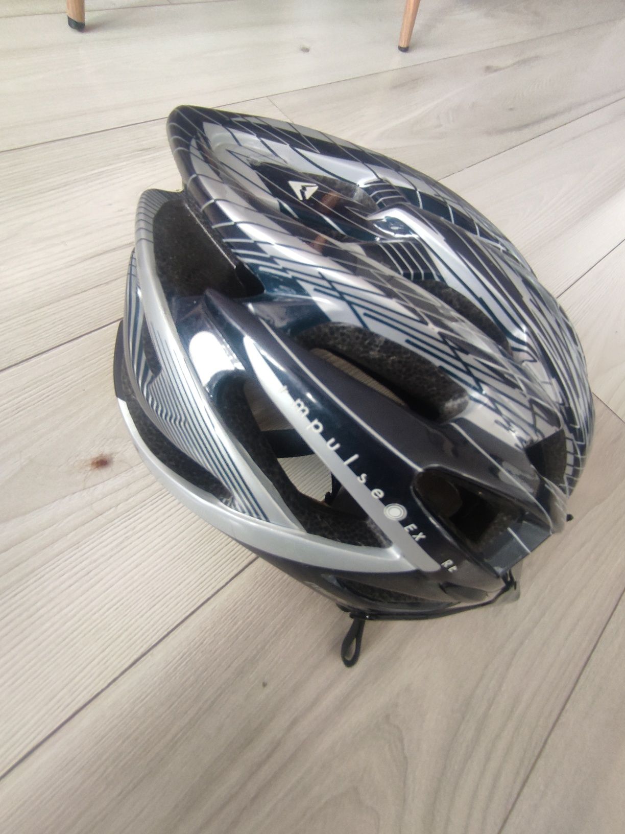 Kask rowerowy merida L