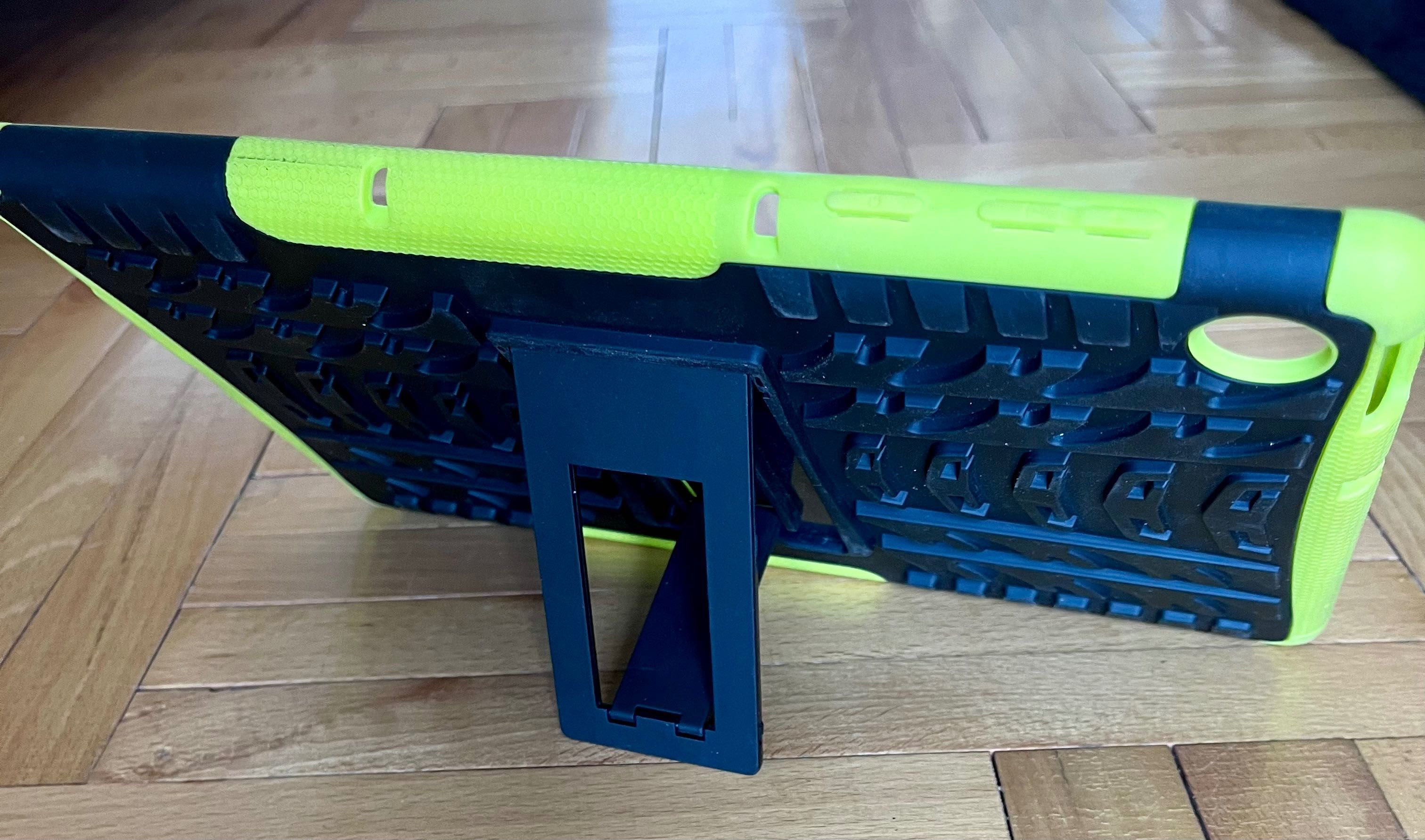 Etui do tablet Lenovo M10 fhd plus
