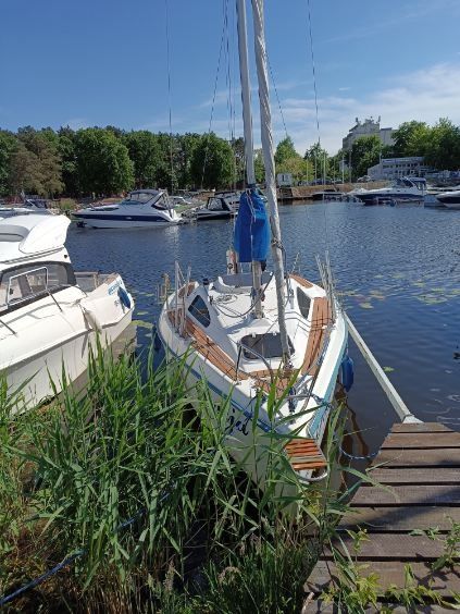 Jacht Viko 20, 2004+ przyczepa. Już na wodzie.