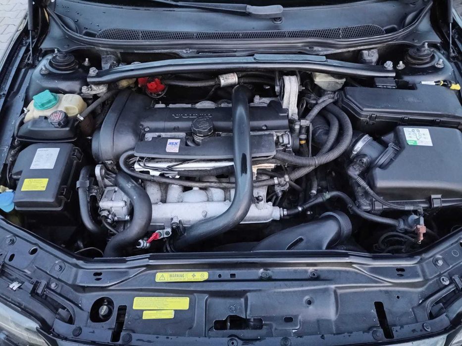 Volvo S60 2.5t 210 koni 2004 r