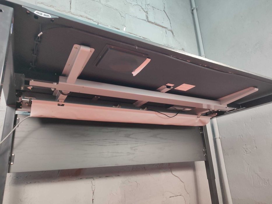 Biurko czarne VS elektryczne 180x90cm elektrycznie sterowane 70-118cm