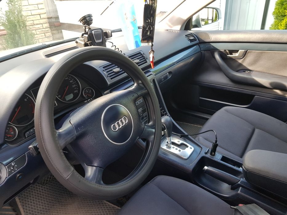Продам  audi a4b6 avtomat