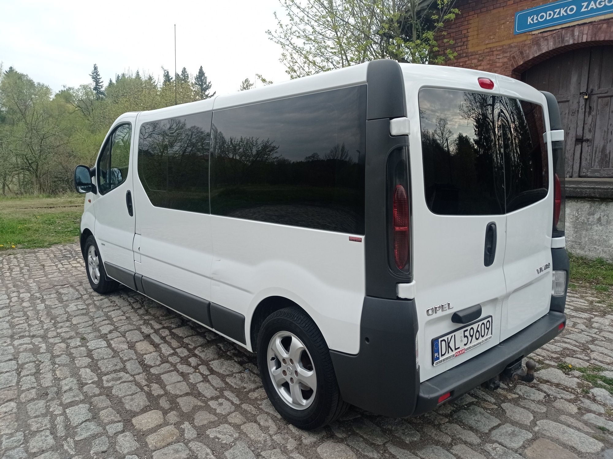 Wypożyczalnia aut/Bus 9 osobowy wynajem/taxi 9 osób/przewóz osób