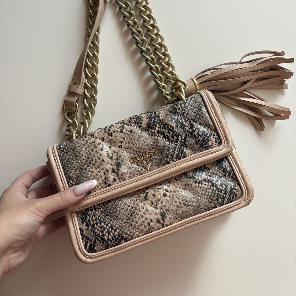 Guess luxe torebka torba chwost beżowa nude