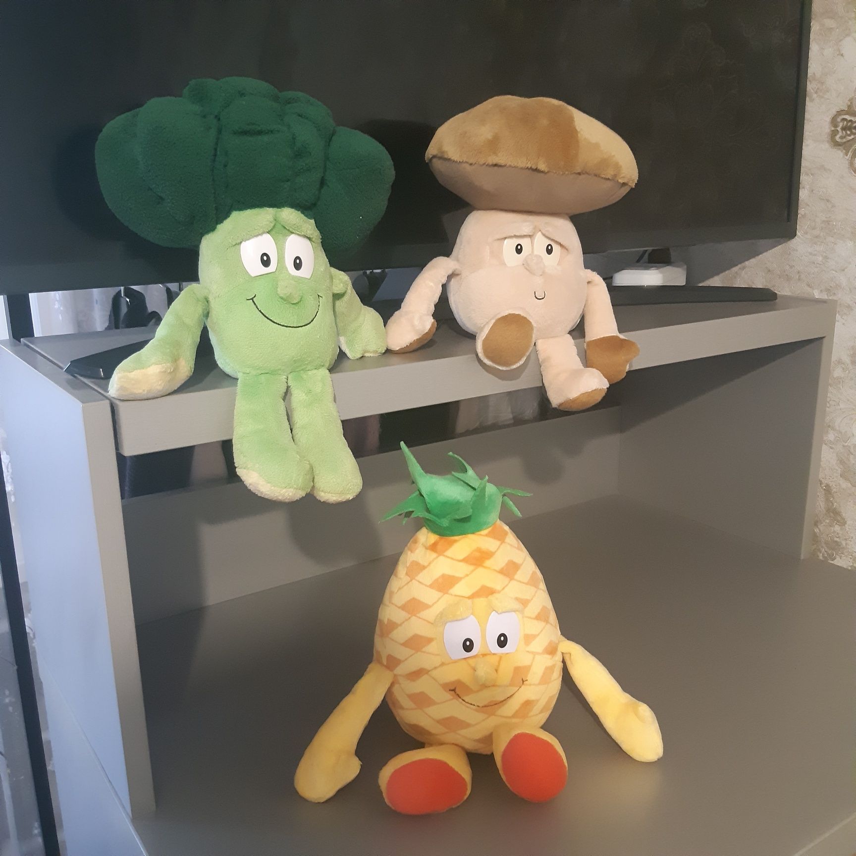 Игрушки овощи коллекционные