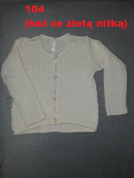 sweterek beżowy ze złotą nitką r. 104