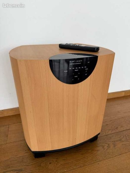 Subwoofer HiFi Wharfedale SW-250