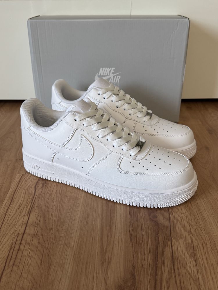 Buty Nike Air Force 1 07 44.5