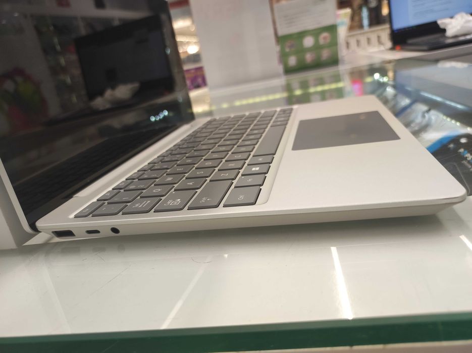 Surface Laptop Go 2 11th 12,4" Telakces Felicity*Raty 0%