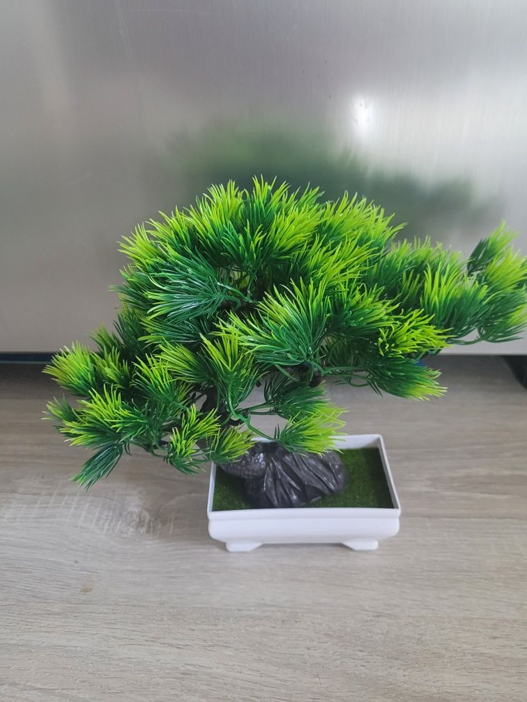 Sztuczne drzewko bonsai