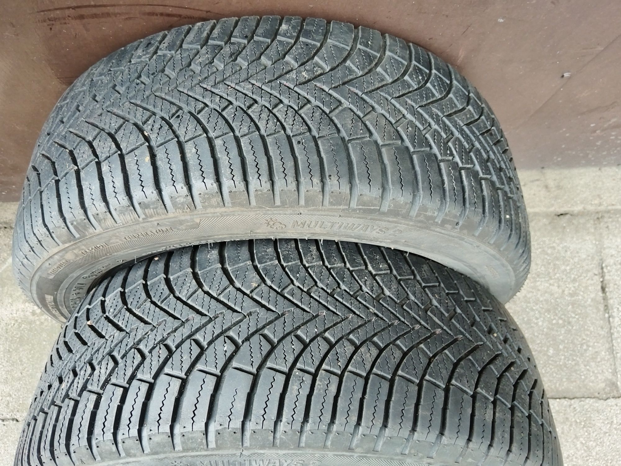 Opony całoroczna Lassa 205/55R16 2 szt. OKAZJA
