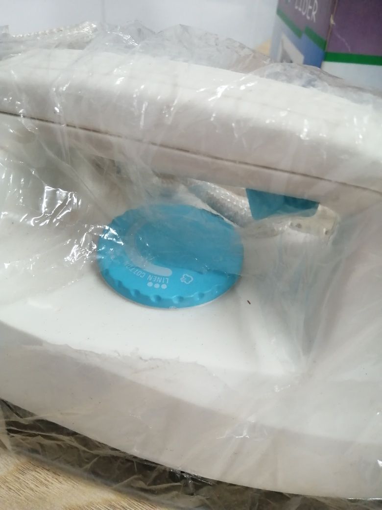 Ferro a vapor novo