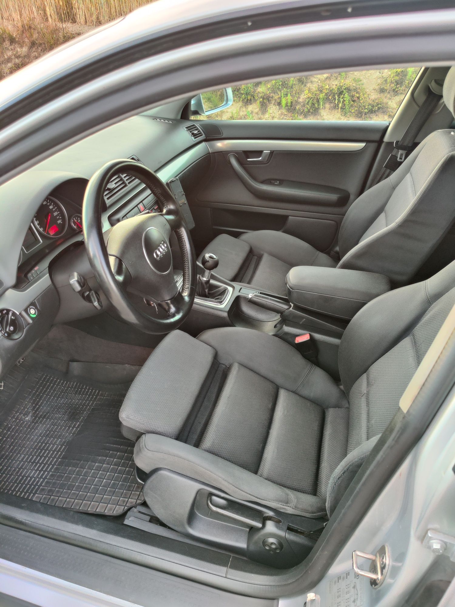 Audi A4 B6 1.8T Turbo LPG zadbane bluetooth
