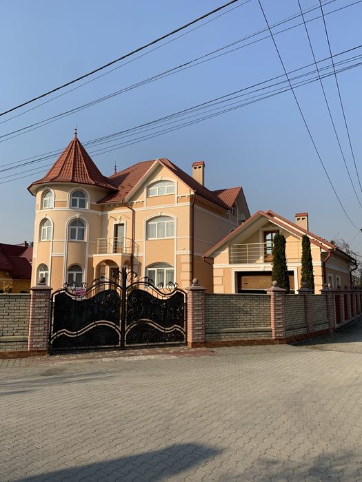 Будинок в буковинській Конча-Заспі