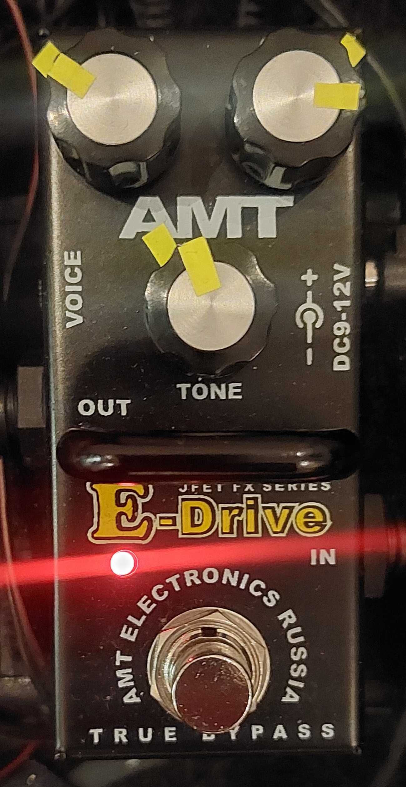 Trzeszczy Przester AMT E-Drive distortion over drive fuzz kostka