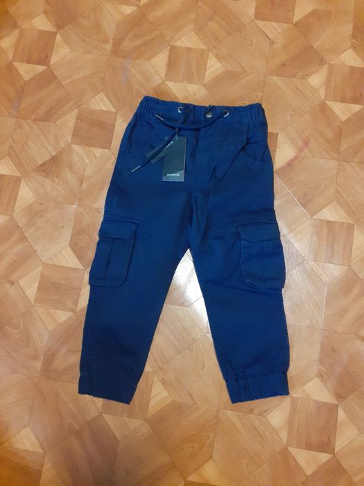 Nowe joggery Reserved 110cm