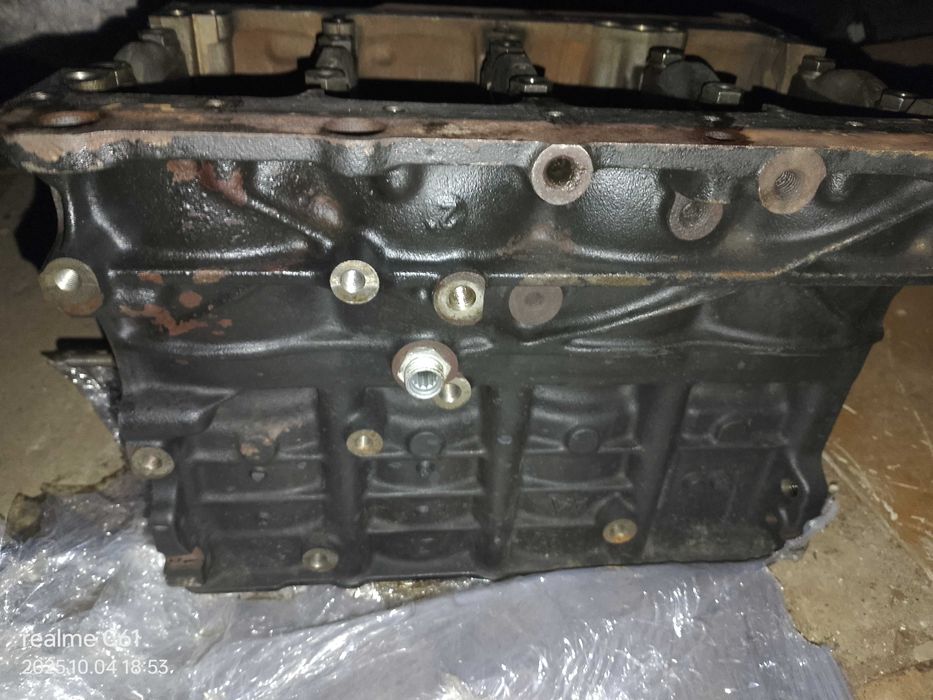 2003 Skoda Superb 1.9 TDI awx 96 kw, блок цилиндров