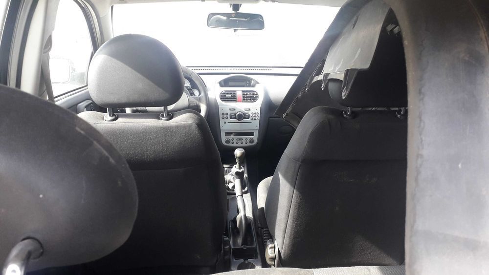 Temos para peças Opel Corsa C Gasolina